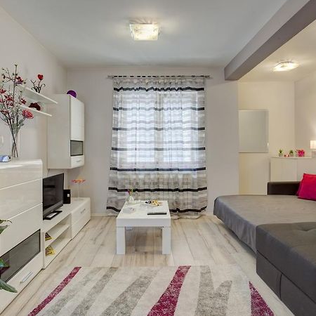 Apartment Biljana Belgrad Zewnętrze zdjęcie