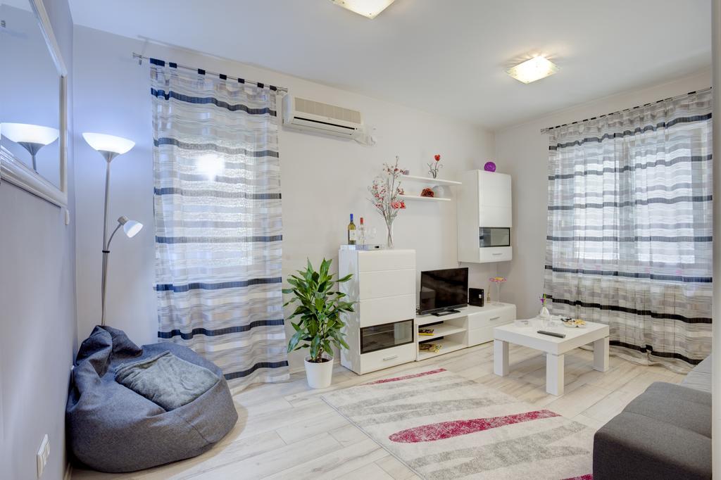 Apartment Biljana Belgrad Zewnętrze zdjęcie